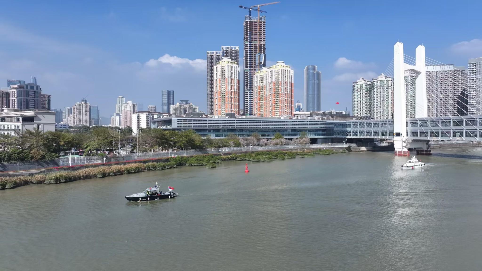 蛇口海事局组织开展深圳河水域春运联合巡航检查