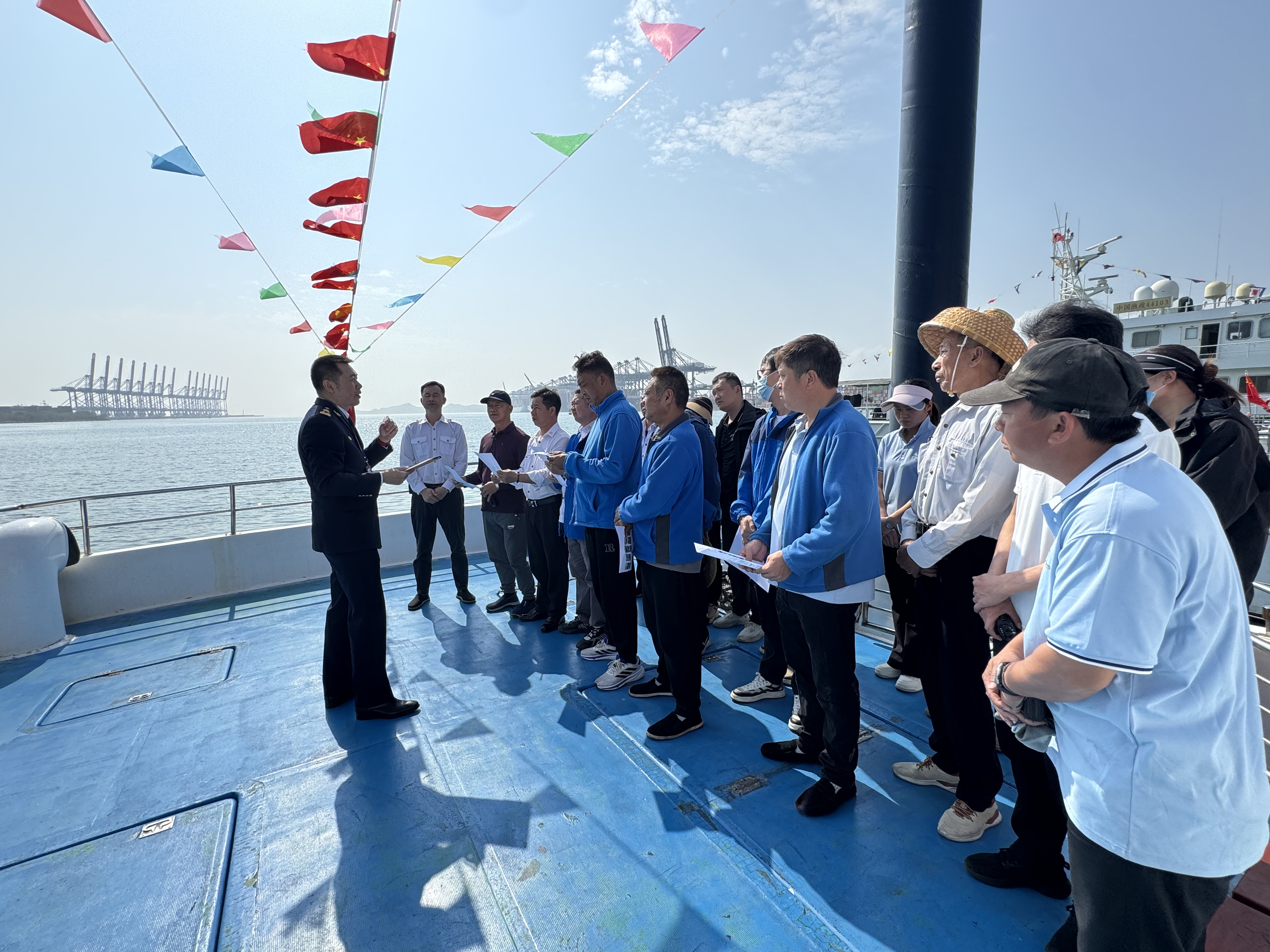 深圳海事局落实上级部署 认真开展船员安全警示教育活动