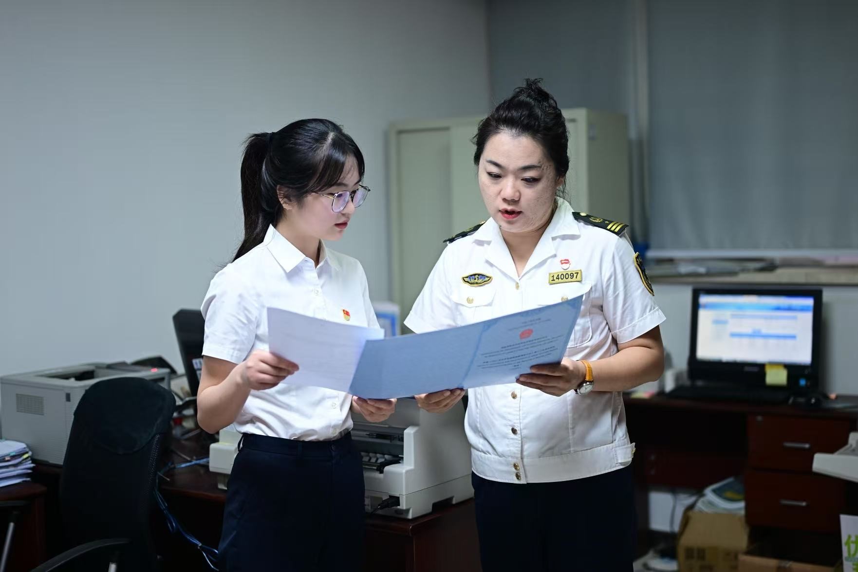 9年，为1000余条香港籍船舶签发9279份证书——深圳海事局连续九年代签发香港籍船舶残骸清除证书